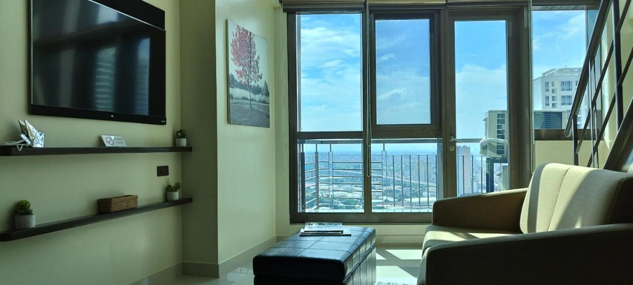 Kl Executive Greenbelt Manila Exterior photo