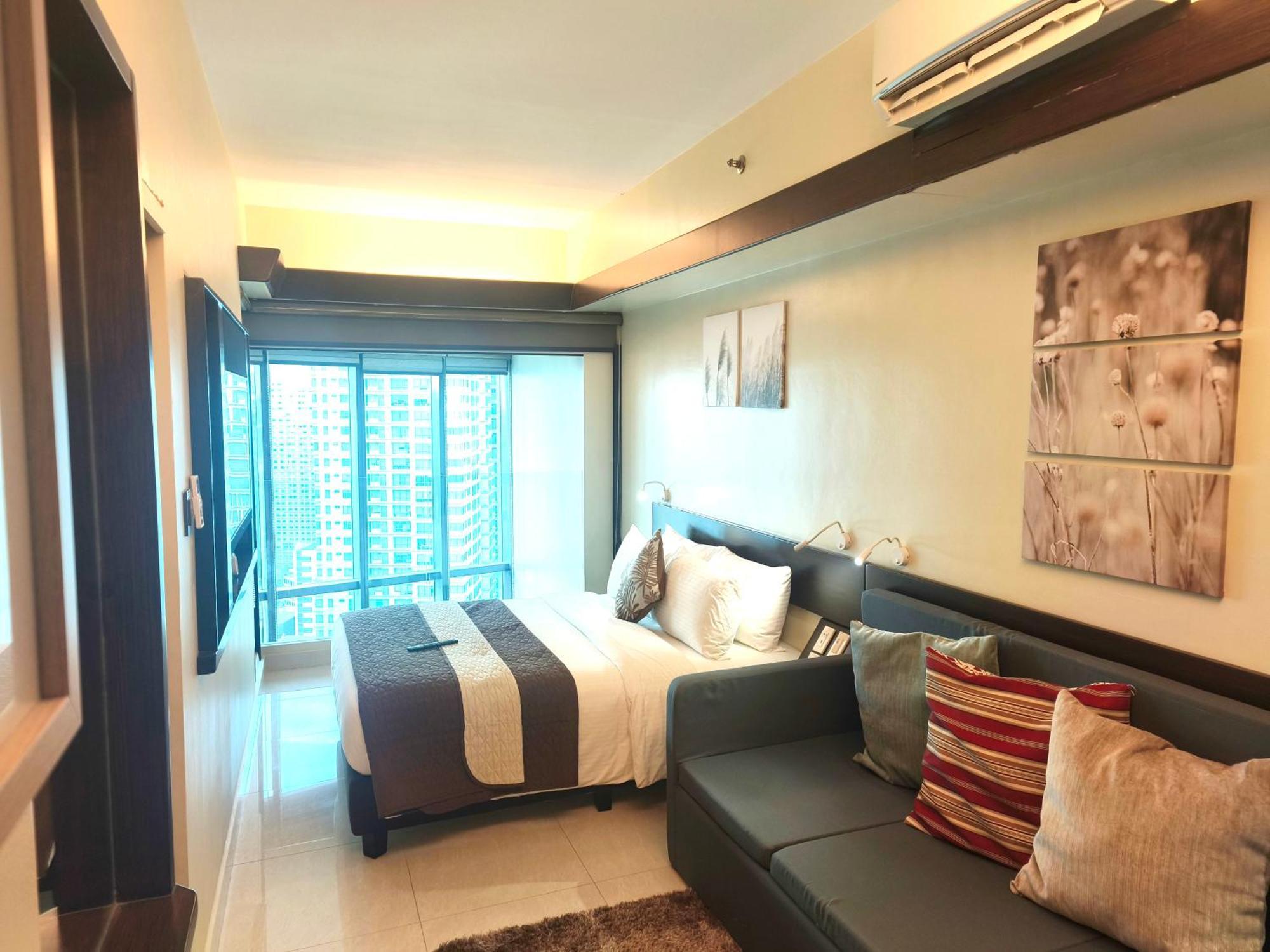 Kl Executive Greenbelt Manila Exterior photo